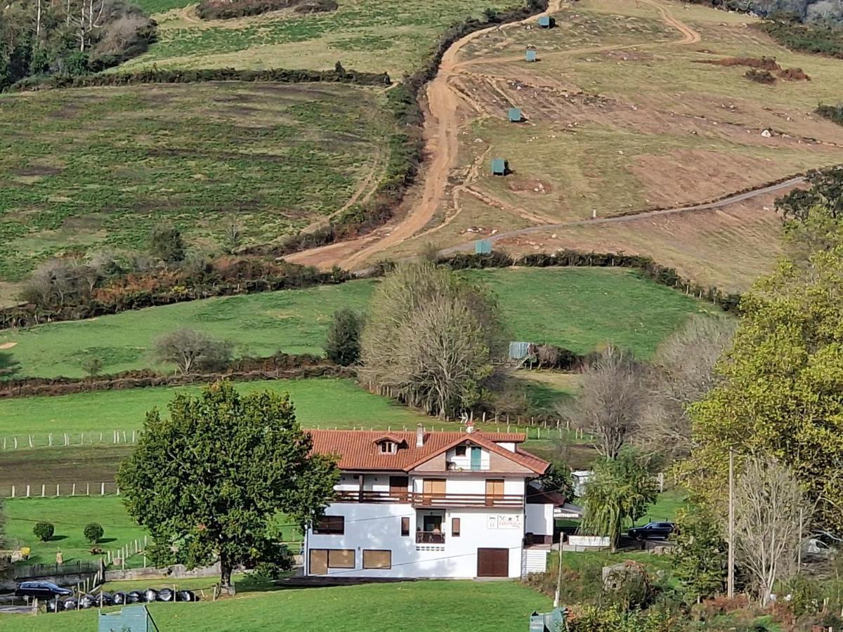 Hostal Lizuniaga Bera  Exterior photo