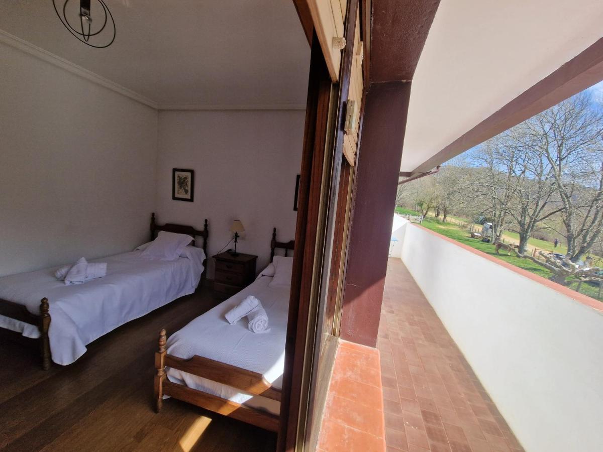 Hostal Lizuniaga Bera  Exterior photo